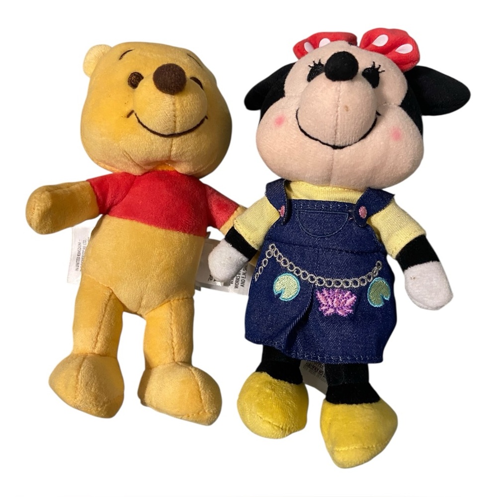 Disney World Nuimos‎ set of 2 Winnie the Pooh and Minnie Mouse Preloved & clean